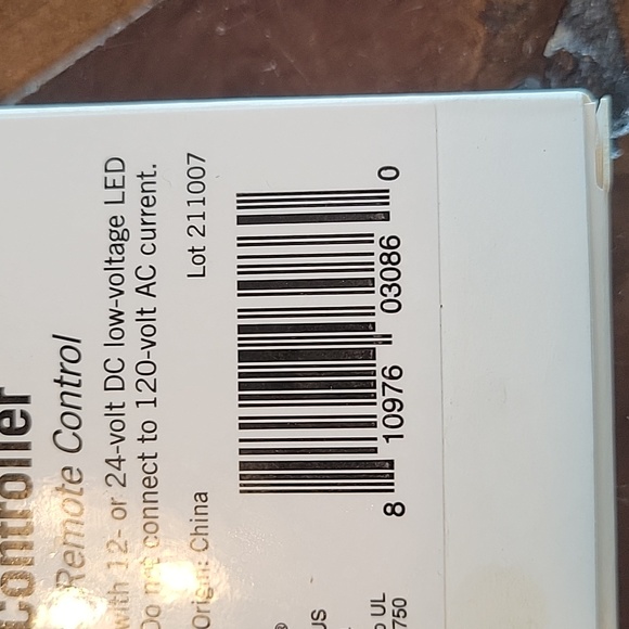 Armacost slimline RGB +W color led controller - Picture 3 of 3